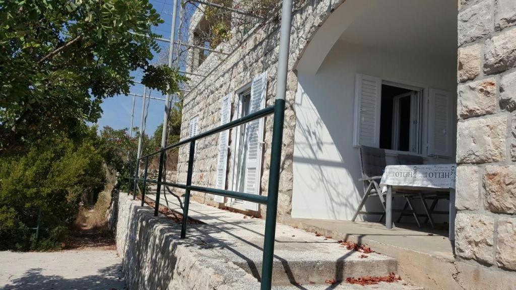 Holiday Home Odiseja 슬라노 외부 사진