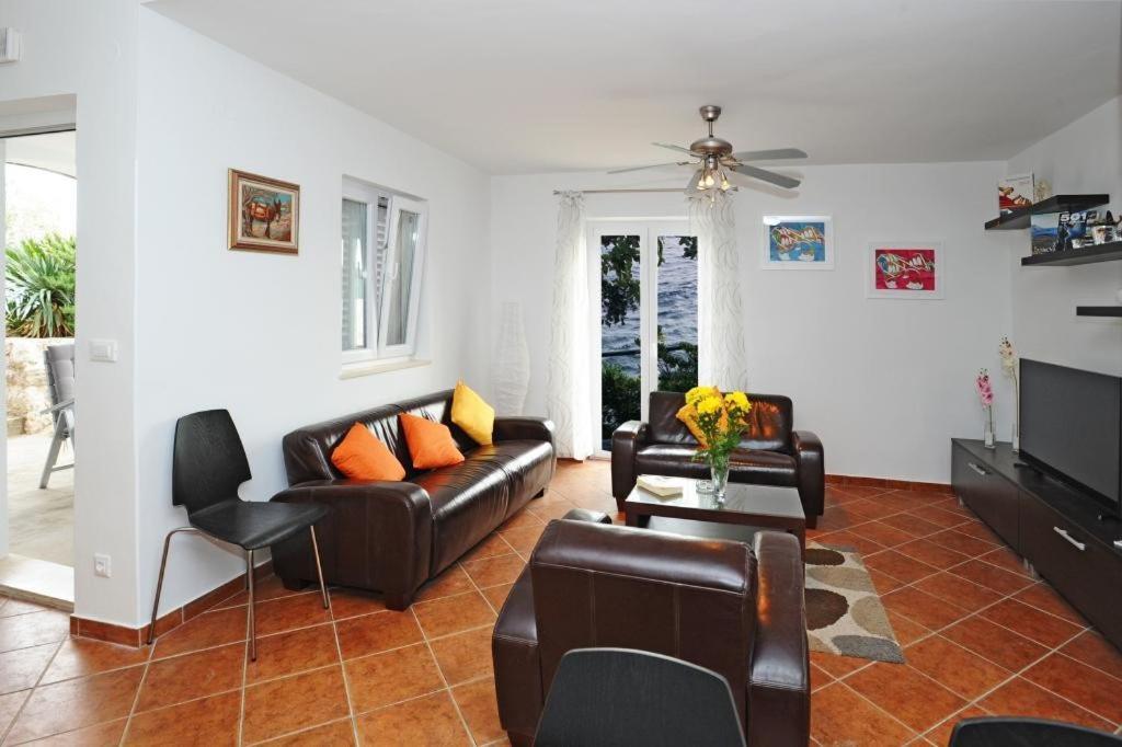 Holiday Home Odiseja 슬라노 외부 사진